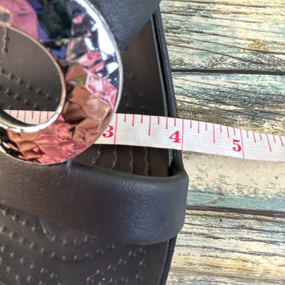 Crocs Sanrah Slide Sandal Womens Sz 11 Black Rubber Wedge Slip On Comfort Casual - Picture 9 of 11